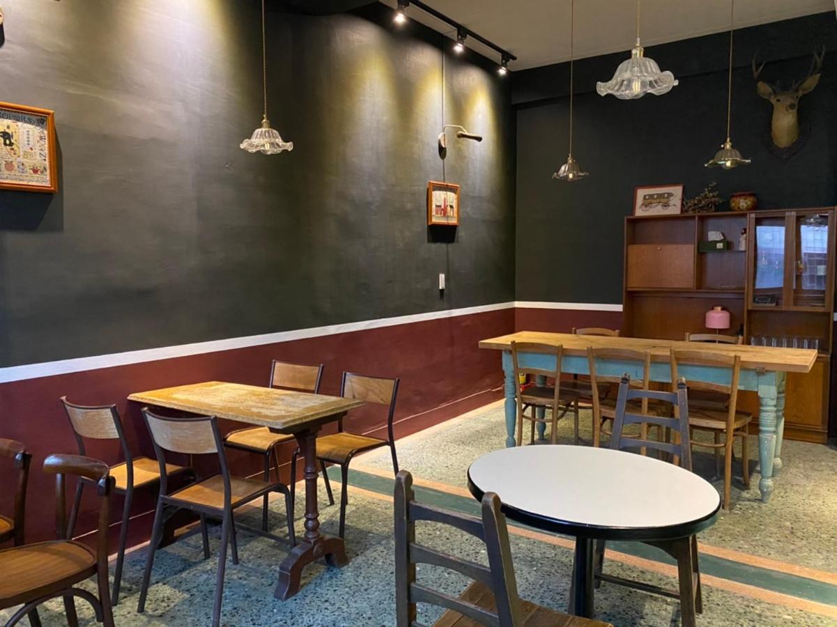 良文旅2館ryou Hotel Vintage - II تاينان المظهر الخارجي الصورة