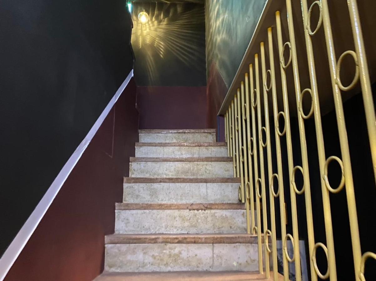 良文旅2館ryou Hotel Vintage - II تاينان المظهر الخارجي الصورة