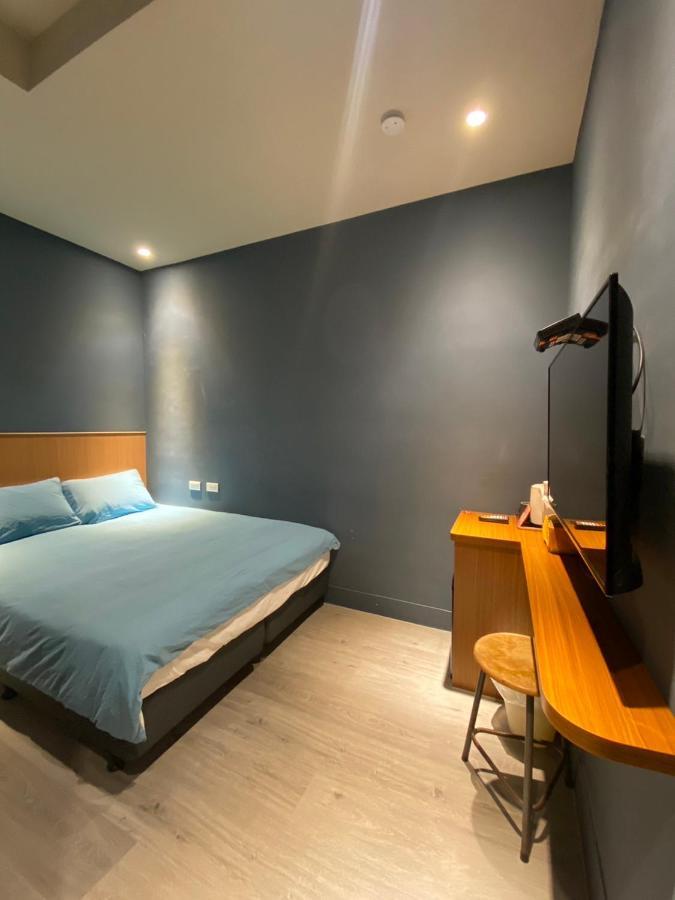 良文旅2館ryou Hotel Vintage - II تاينان المظهر الخارجي الصورة